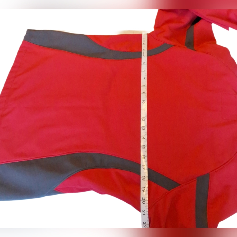 Peak Performance Red & Gray Softshell Jacket - Picture 6 of 8